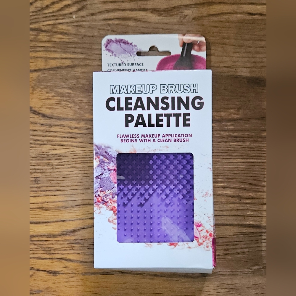 Silicone Makeup Brush Cleansing Palette - Purple BNIB